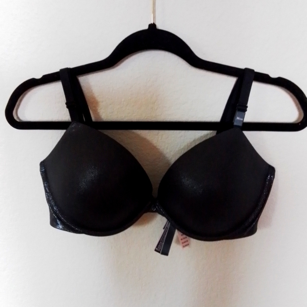 VICTORIA'S Secret lightweight push-up